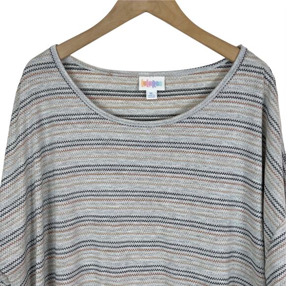 NWT Lularoe Irma High Low Tunic Top Gray With Metallic Chevron Stripes Size XL - Picture 3 of 8